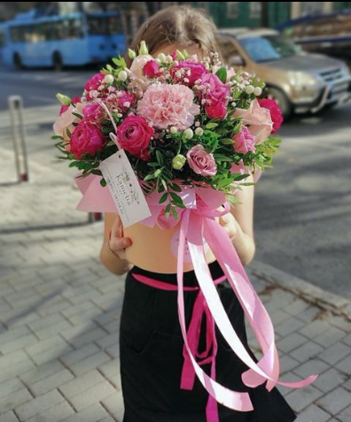 Цветы в коробке. Композиция  Дашеньке № 20