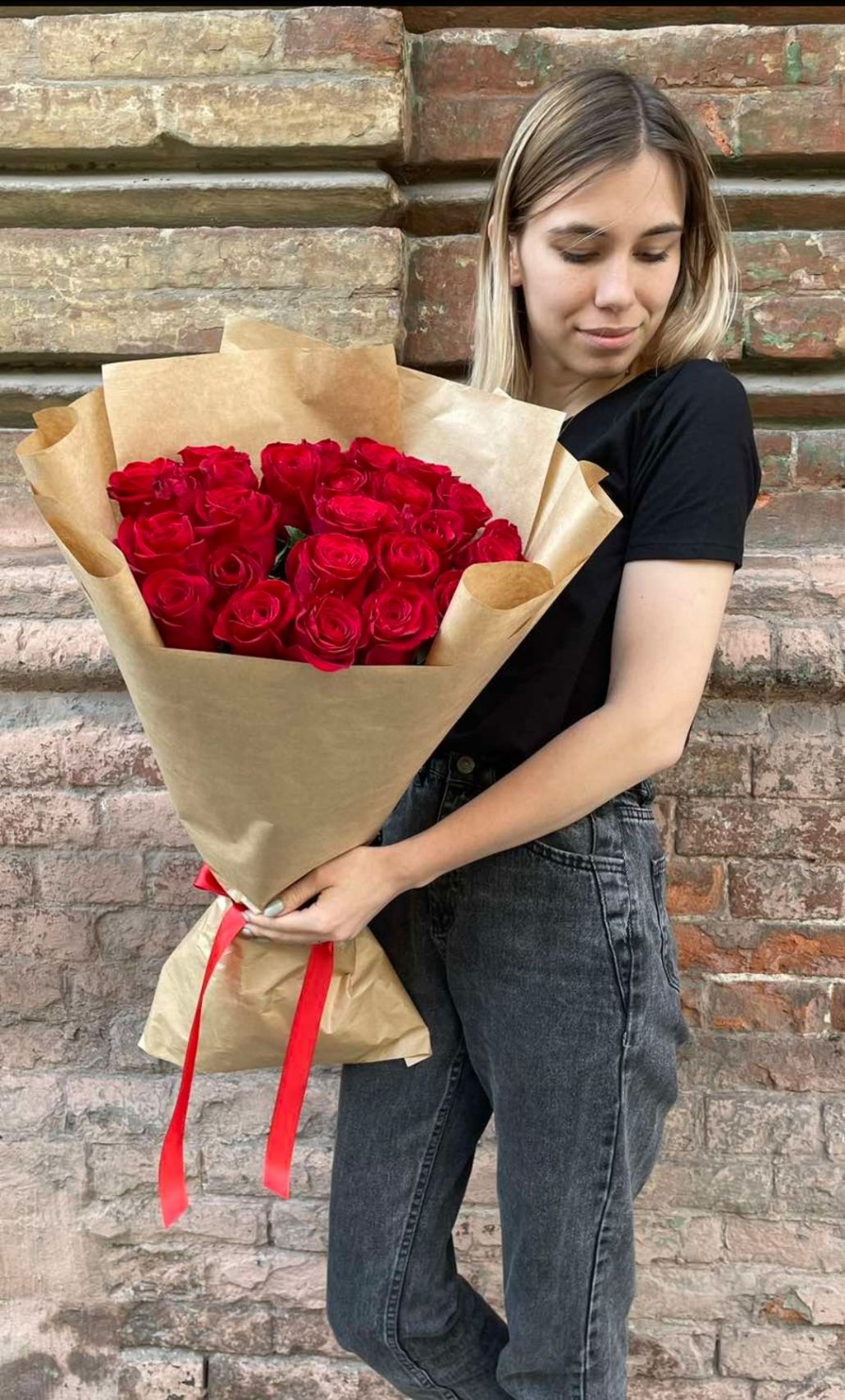 Букет из 21 красной розы